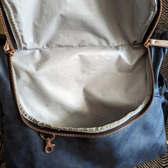 Diaper Bag - Picture 6 of 11